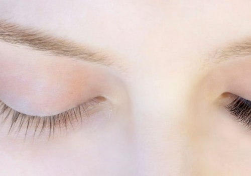 Do eyelashes grow back if pulled out from lash extensions?